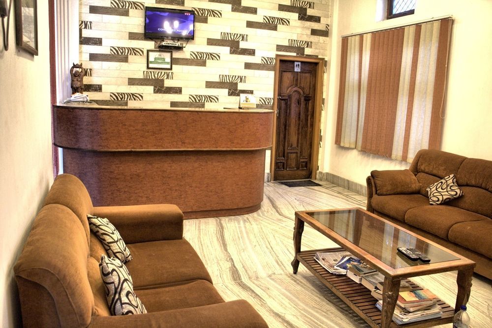 Treebo Trend Gupta Inn バラナシ エクステリア 写真